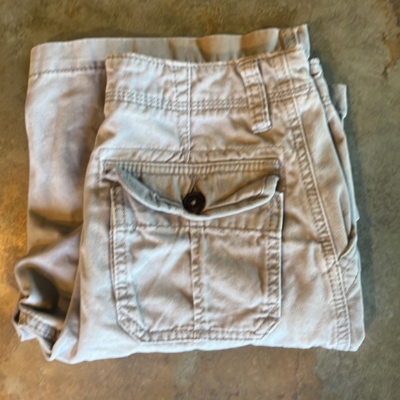 Aéropostale cargo shorts size 27 - Picture 4 of 4